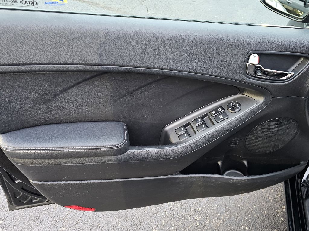 2016 Kia Forte Image 7