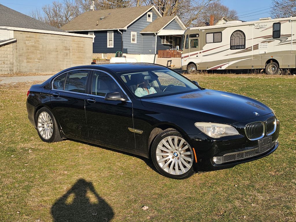 2009 BMW 7 Series Image 3