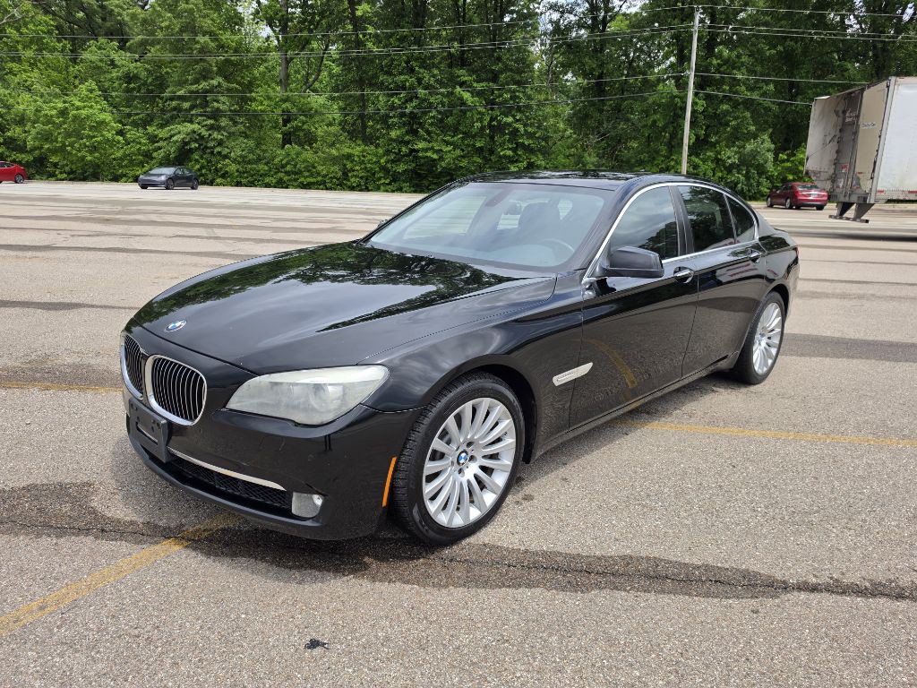 2009 BMW 7 Series Image 8