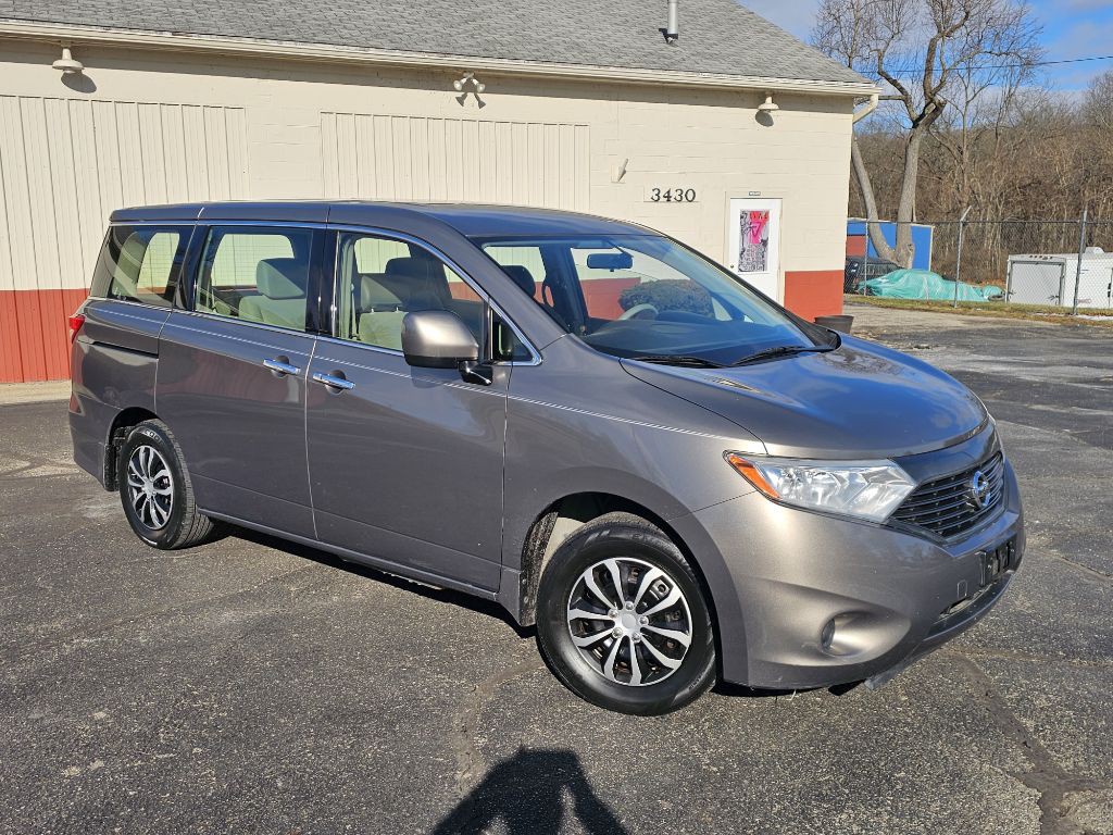 2015 Nissan Quest Image 1
