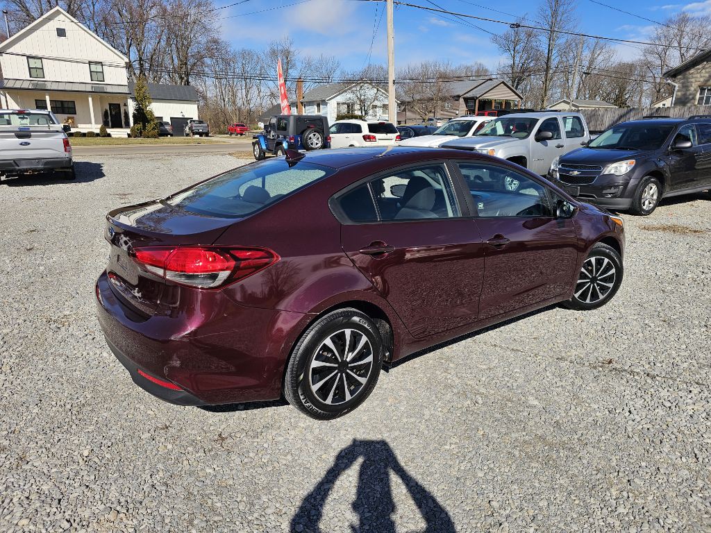 2017 Kia Forte Image 4