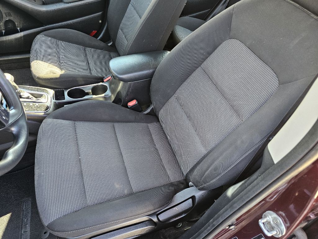 2017 Kia Forte Image 6