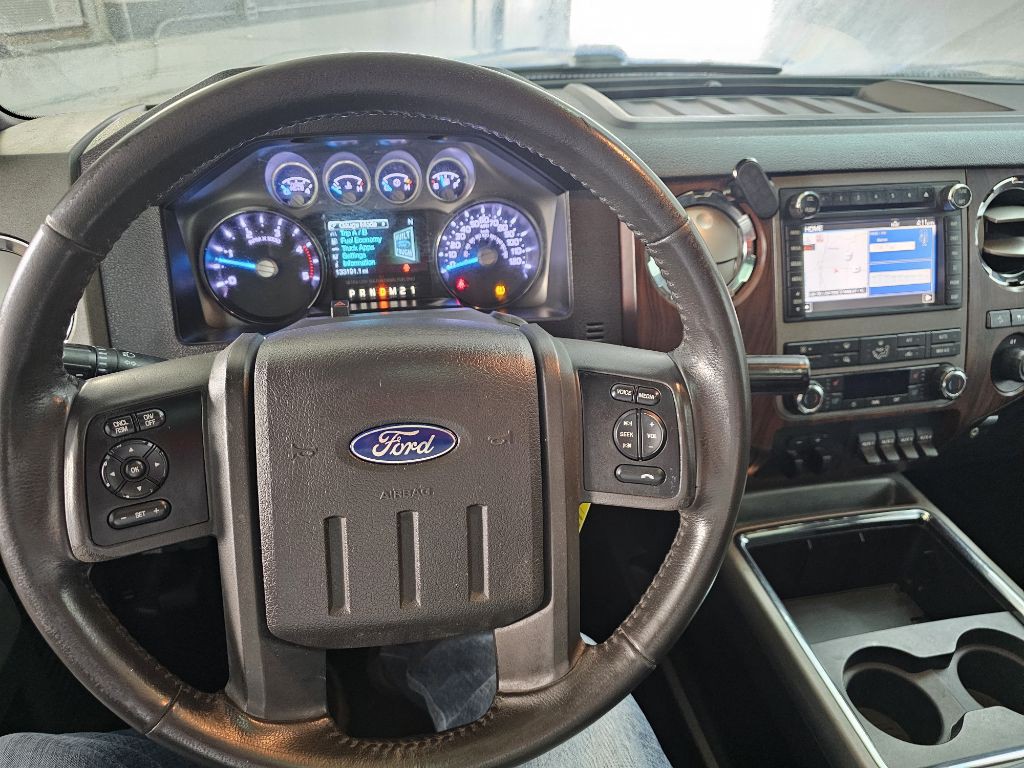 2011 Ford F-250 Image 10