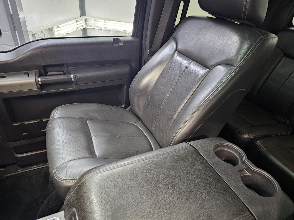 2011 Ford F-250 Image 12