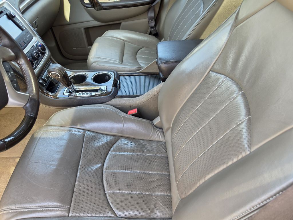 2015 GMC Acadia Image 10