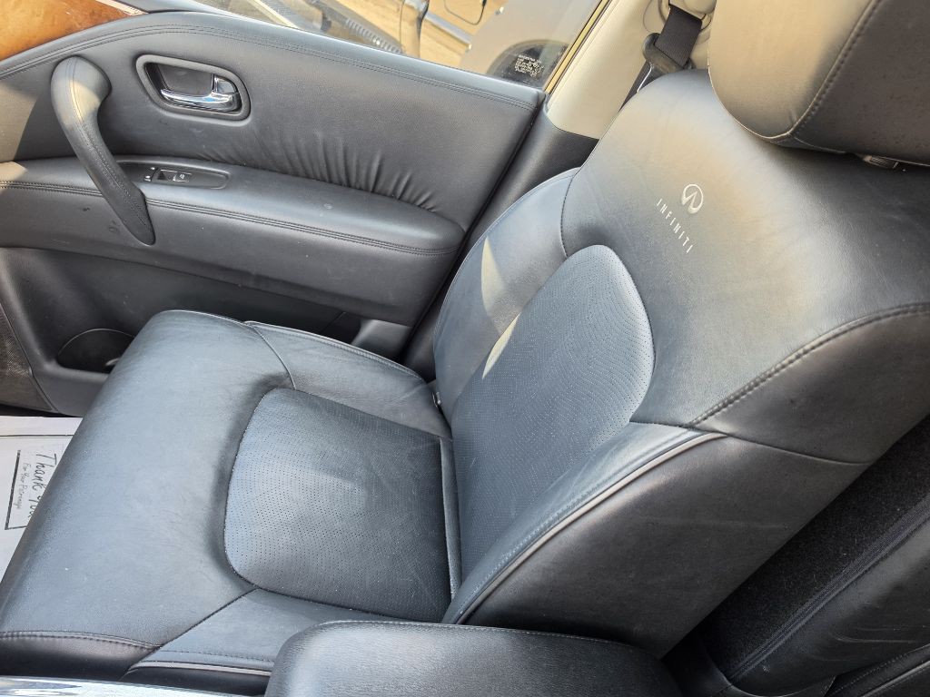 2014 INFINITI QX80 Image 7