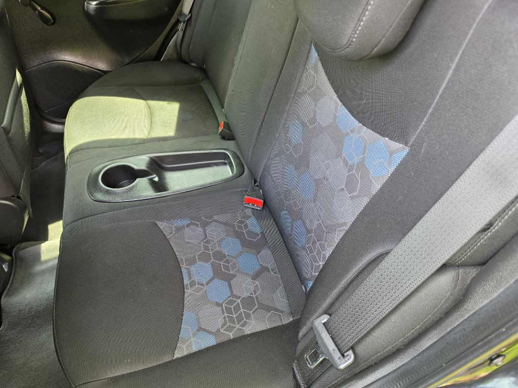 2016 Chevrolet Spark Image 12