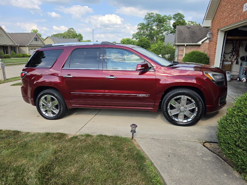 2015 GMC Acadia Image 2