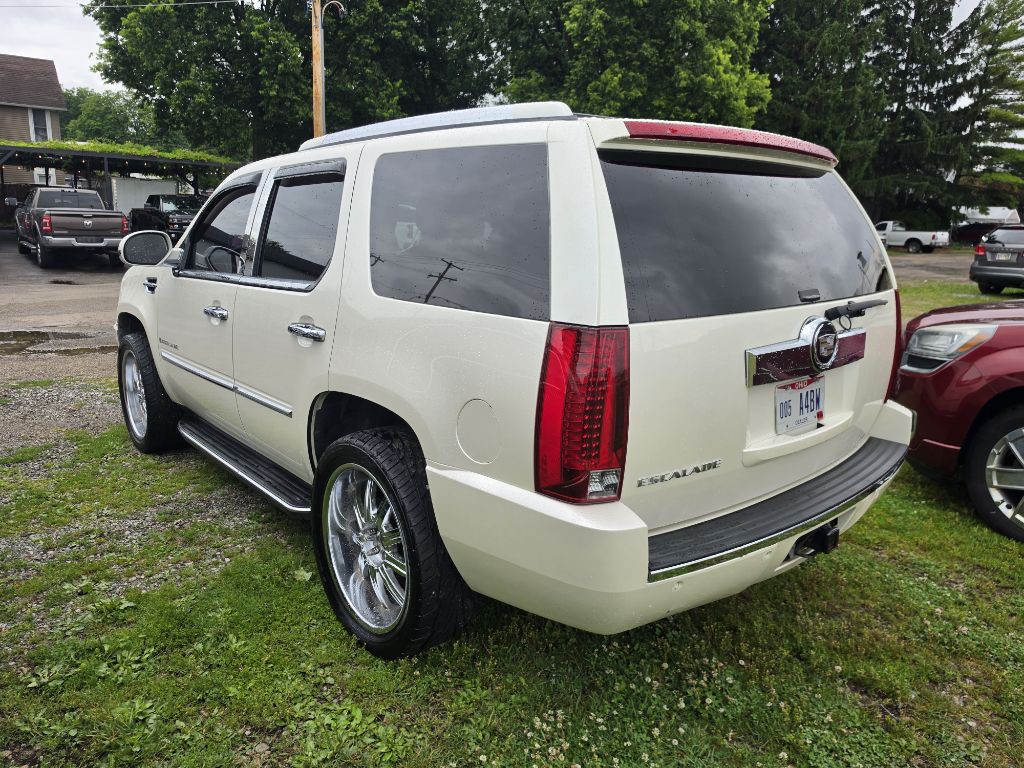 2007 Cadillac Escalade Image 4