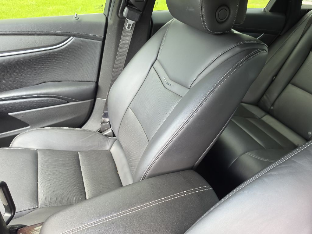 2013 Cadillac XTS Image 7