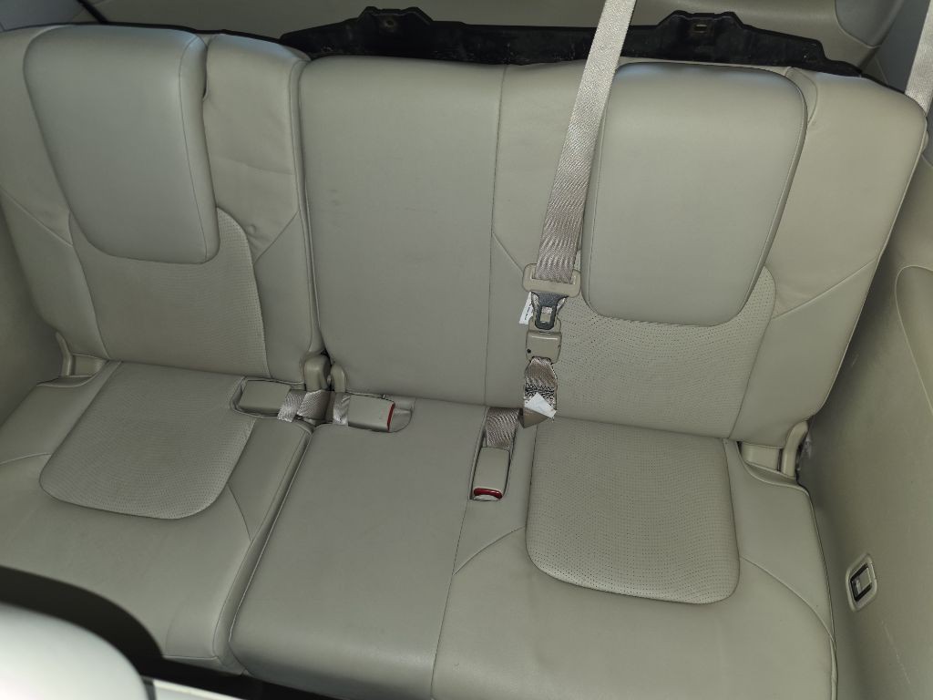 2014 INFINITI QX80 Image 5