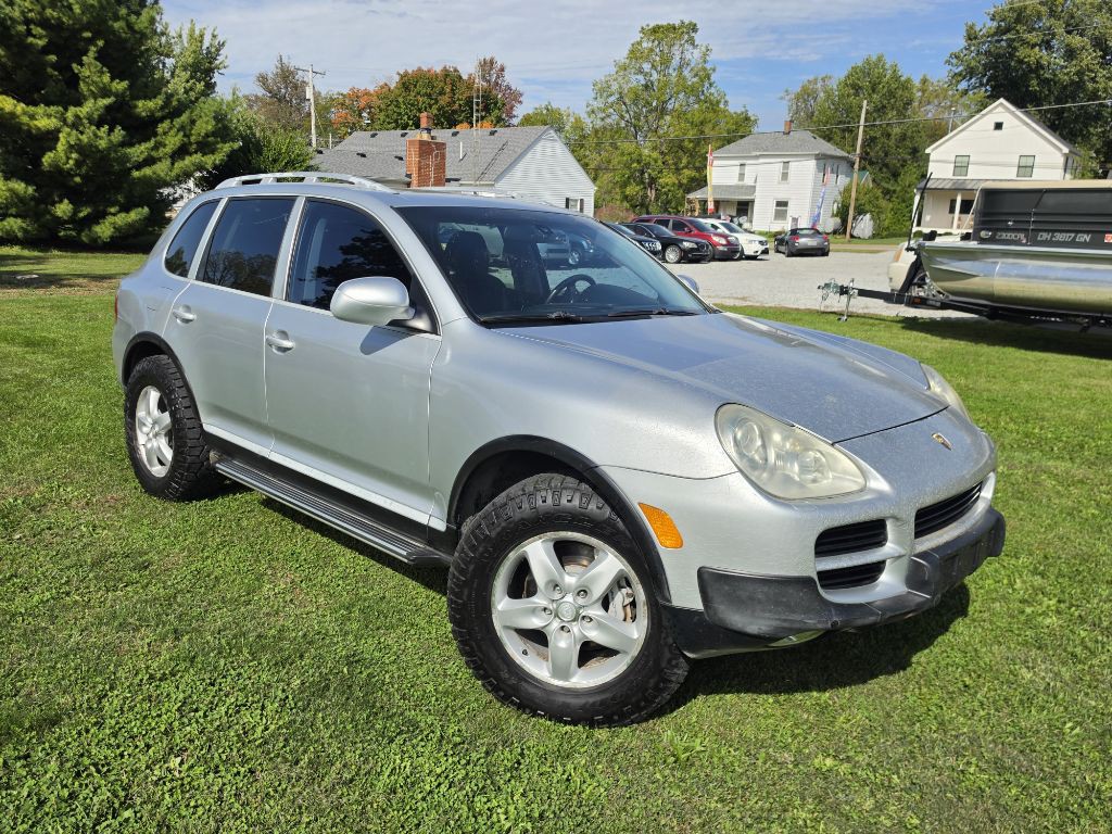2004 Porsche Cayenne Image 2