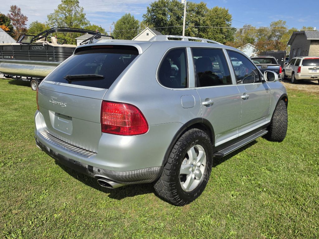 2004 Porsche Cayenne Image 3