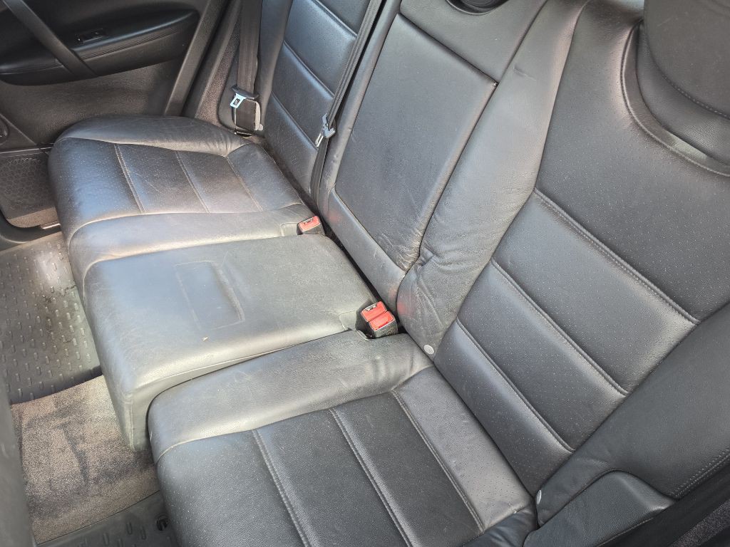 2004 Porsche Cayenne Image 8