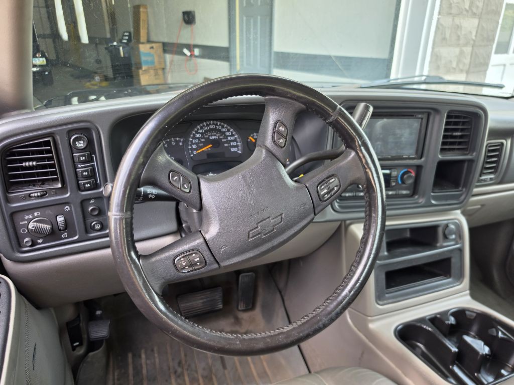 2005 Chevrolet Avalanche Image 6