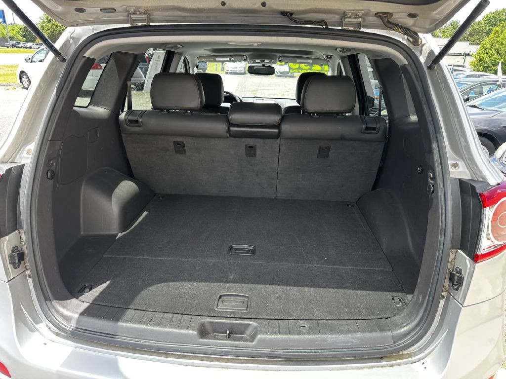 2010 Hyundai Santa Fe Image 4