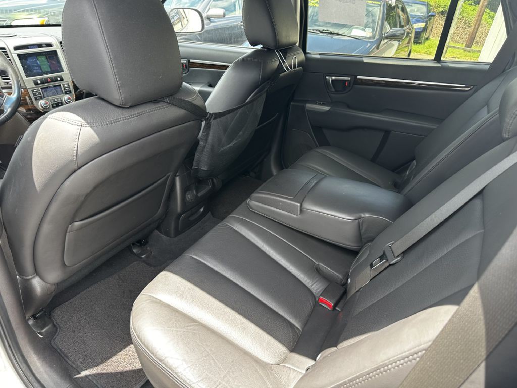 2010 Hyundai Santa Fe Image 6
