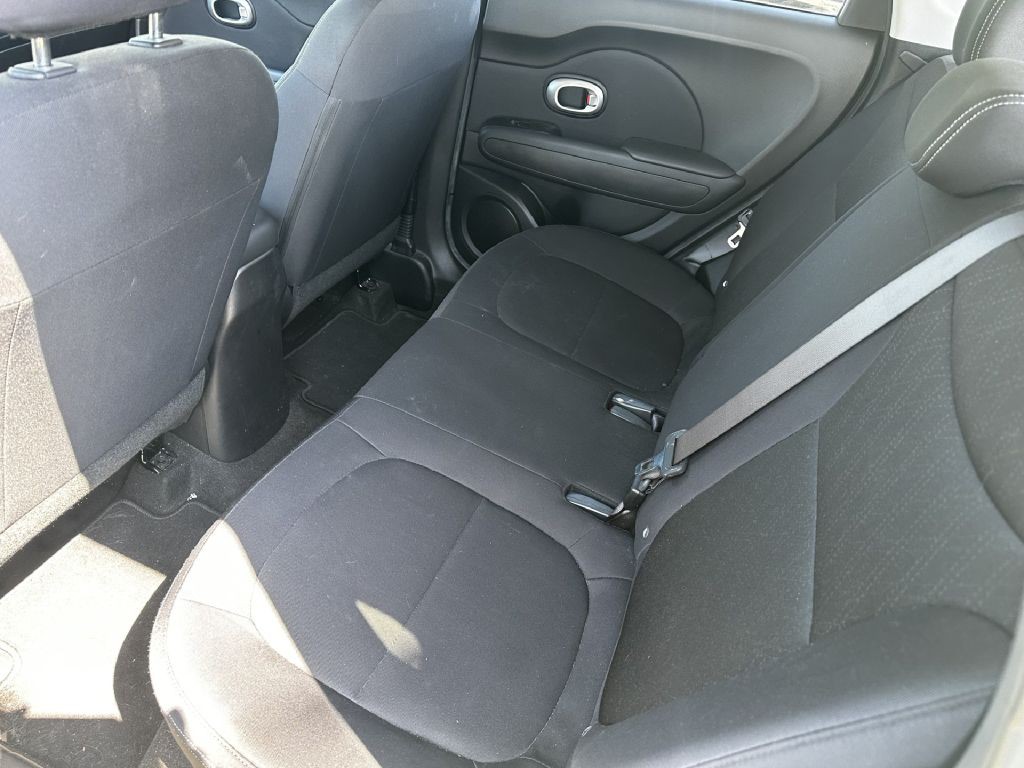 2015 Kia Soul Image 6