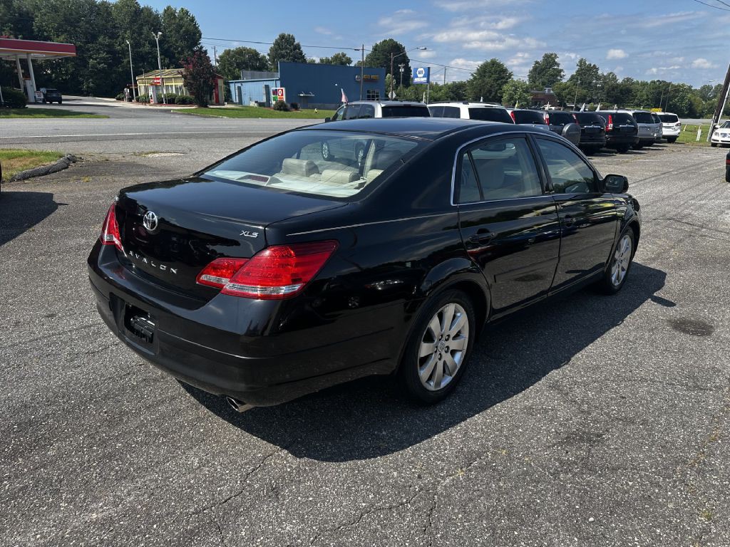 2007 Toyota Avalon Image 3