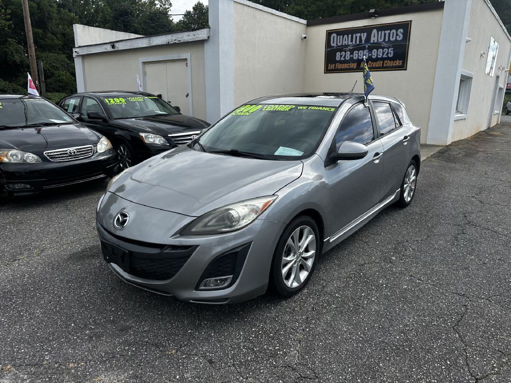 2011 Mazda Mazda3 Image 2