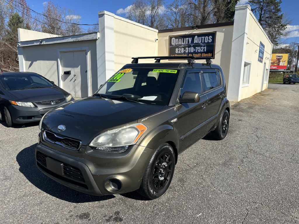 2013 Kia Soul Image 2