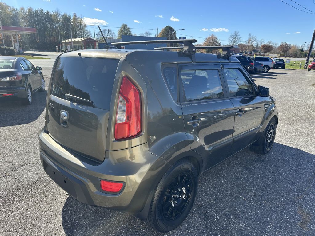2013 Kia Soul Image 3