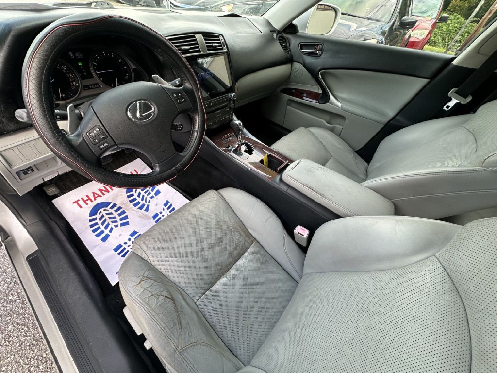 2006 Lexus IS Image 5