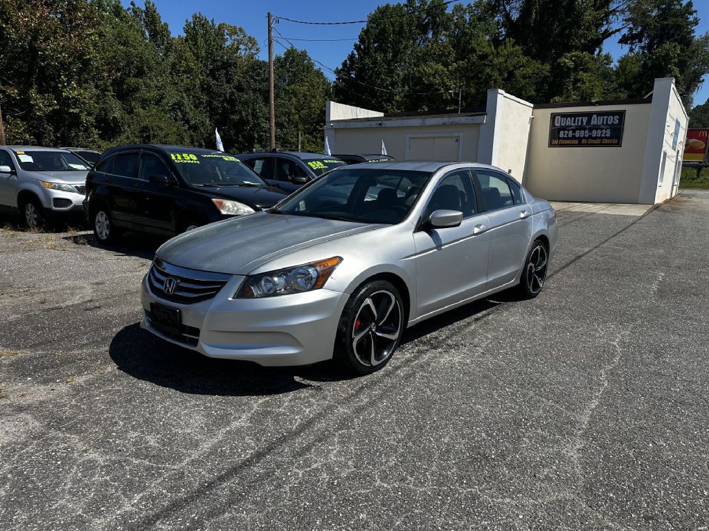 2012 Honda Accord Image 2