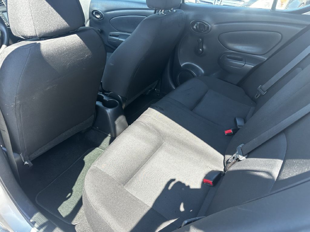 2019 Nissan Versa Image 5