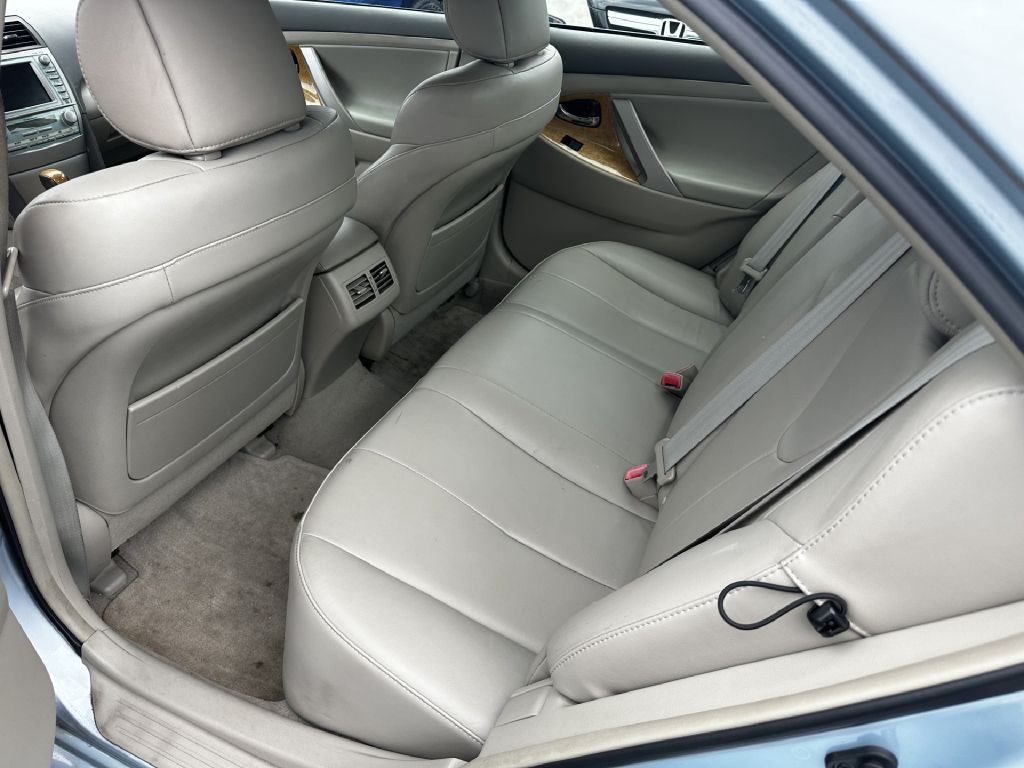 2007 Toyota Camry Image 6
