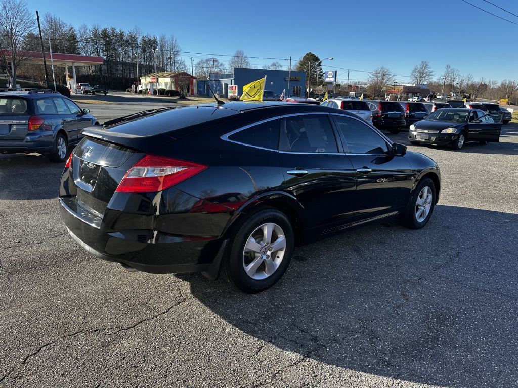 2011 Honda Crosstour Image 3