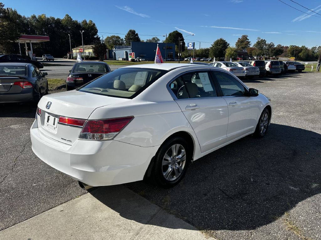 2012 Honda Accord Image 3