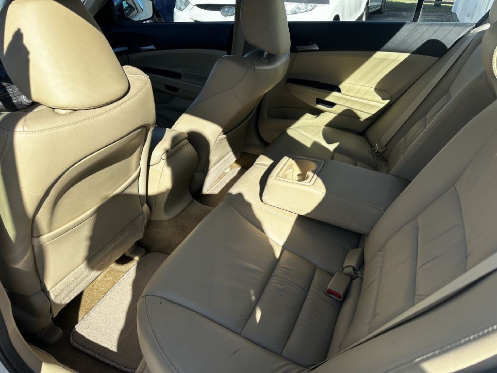 2012 Honda Accord Image 5