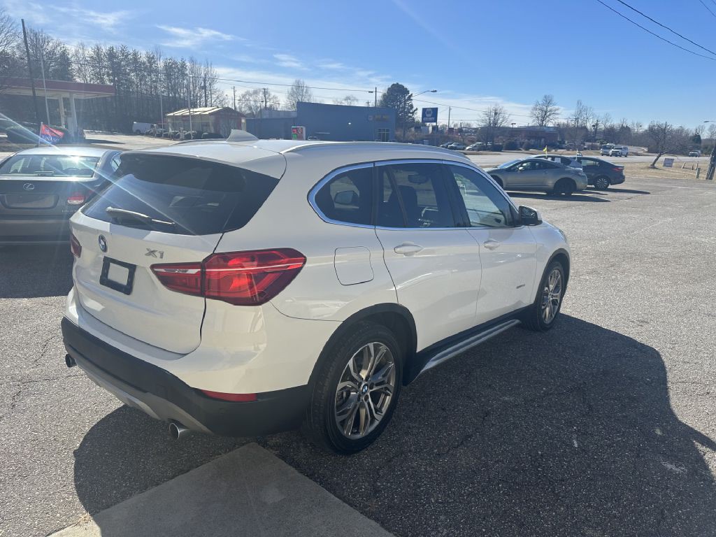 2016 BMW X1 Image 3