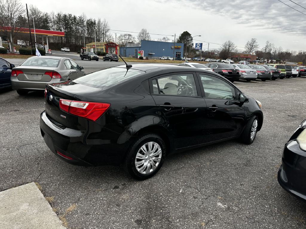 2013 Kia Rio Image 3