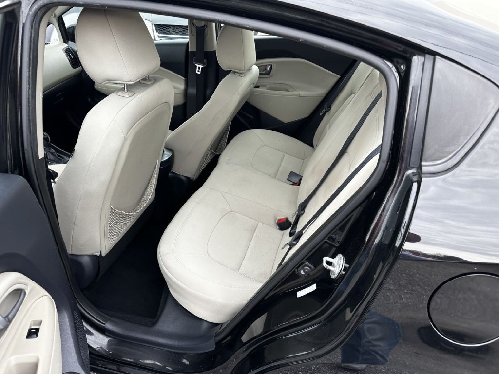 2013 Kia Rio Image 5