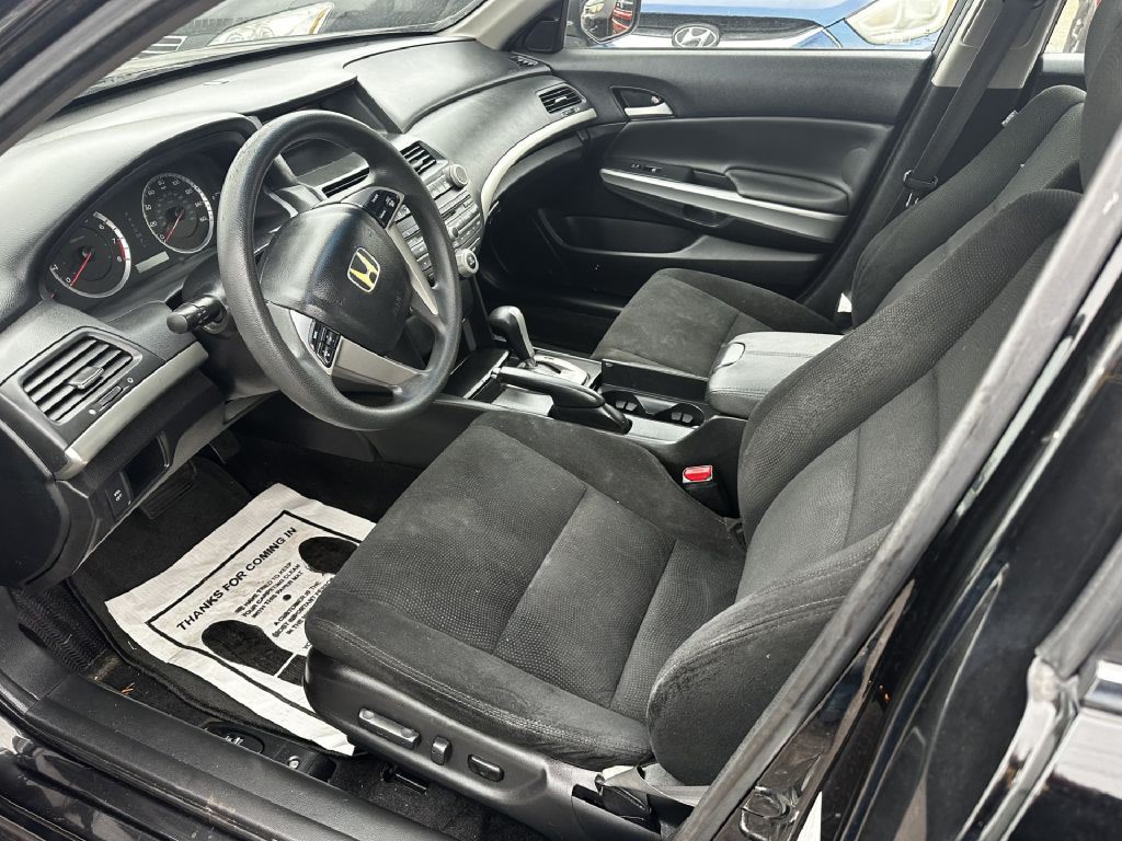 2009 Honda Accord Image 5