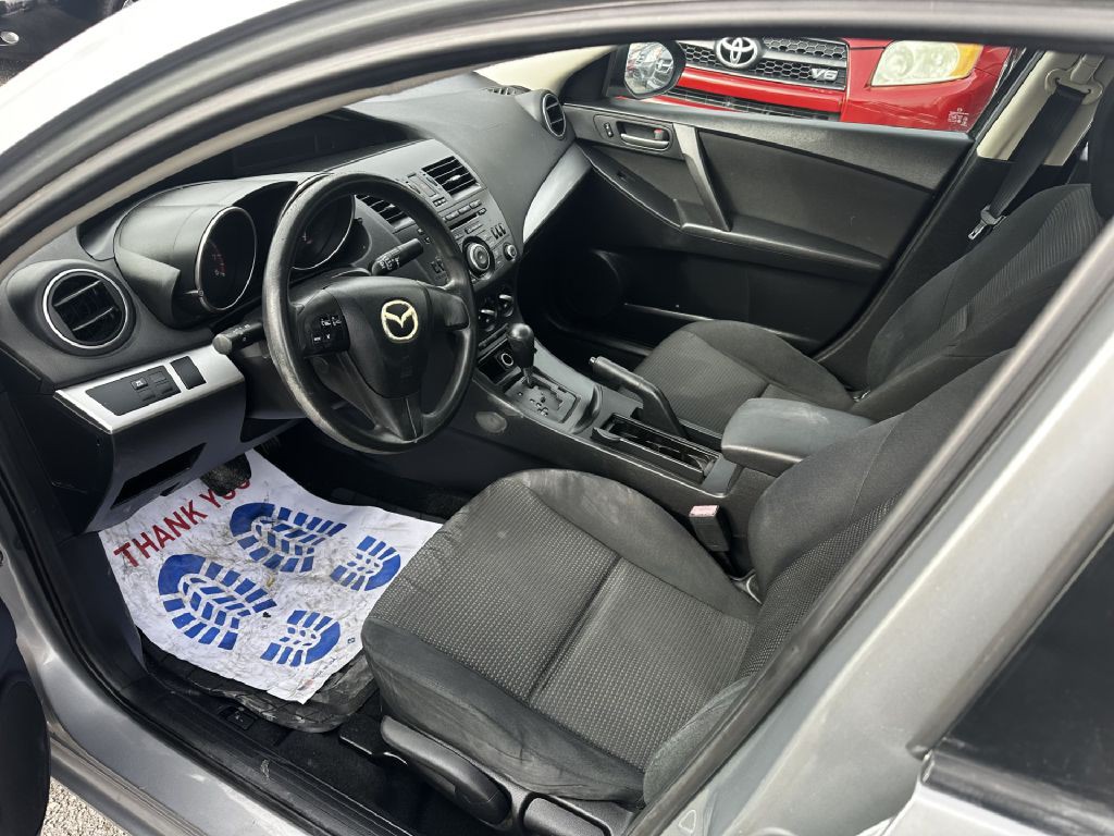 2012 Mazda Mazda3 Image 4