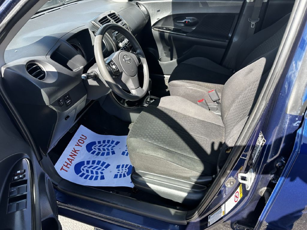 2008 Scion xD Image 4