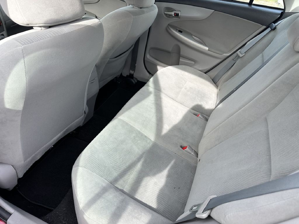 2012 Toyota Corolla Image 5