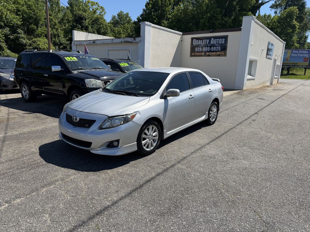 2010 Toyota Corolla Image 2
