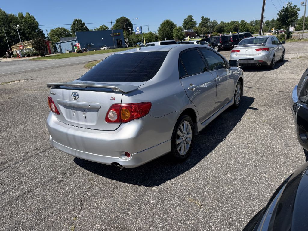 2010 Toyota Corolla Image 3