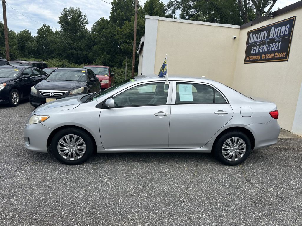 2010 Toyota Corolla Image 1