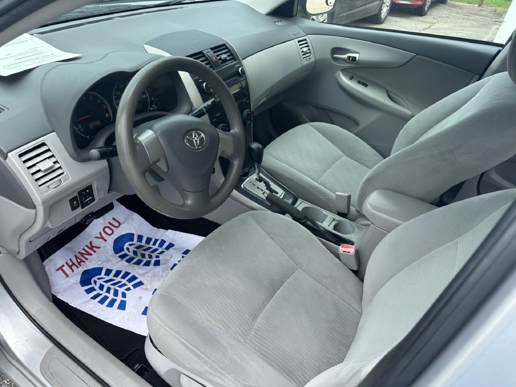 2010 Toyota Corolla Image 4