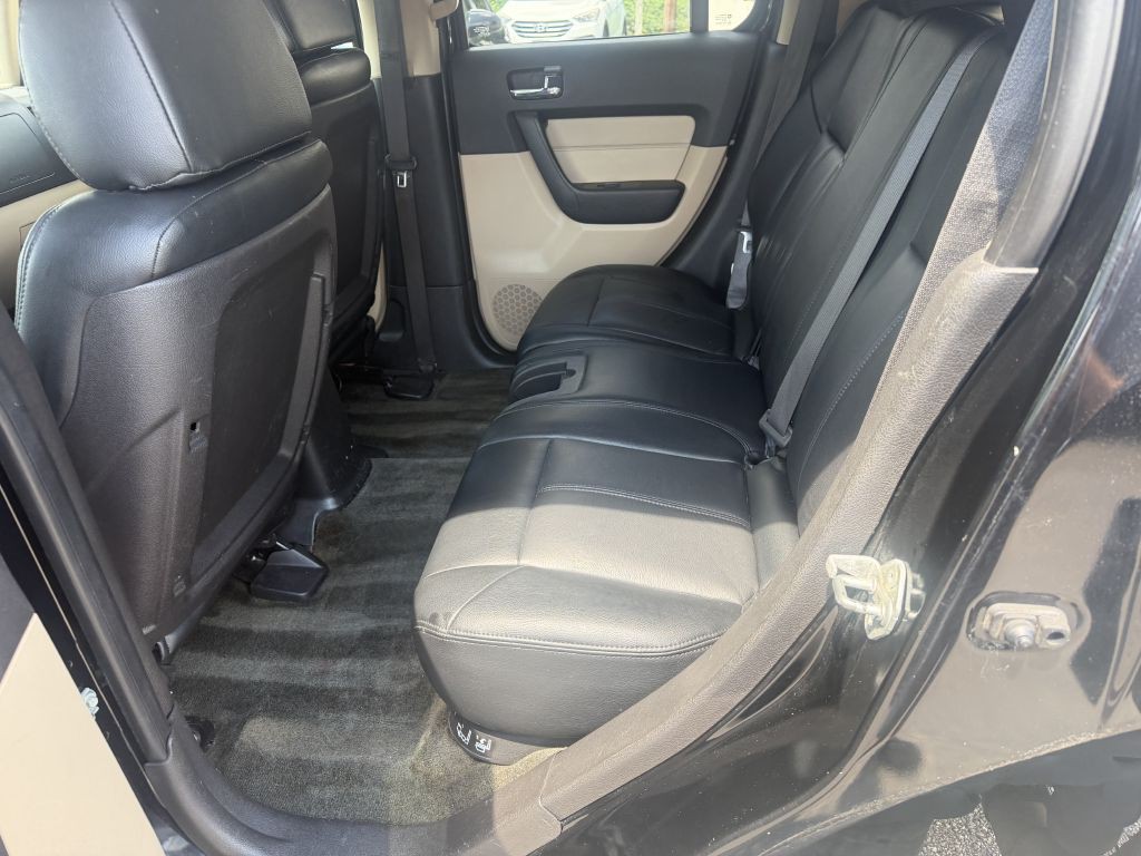 2008 HUMMER H3 Image 6