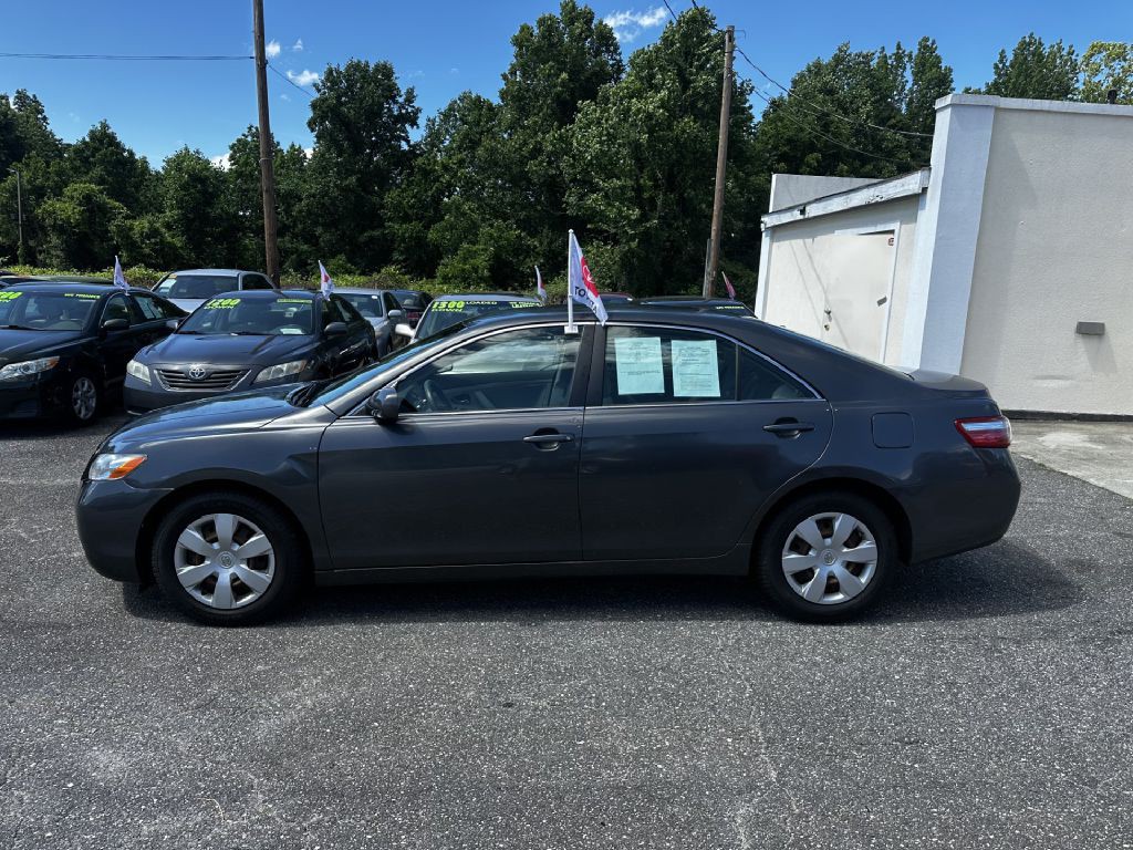 2008 Toyota Camry Image 1