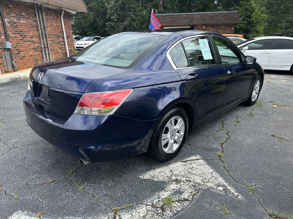 2010 Honda Accord Image 3
