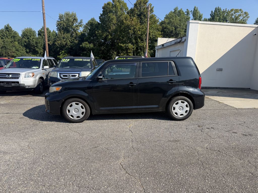 2014 Scion xB Image 1