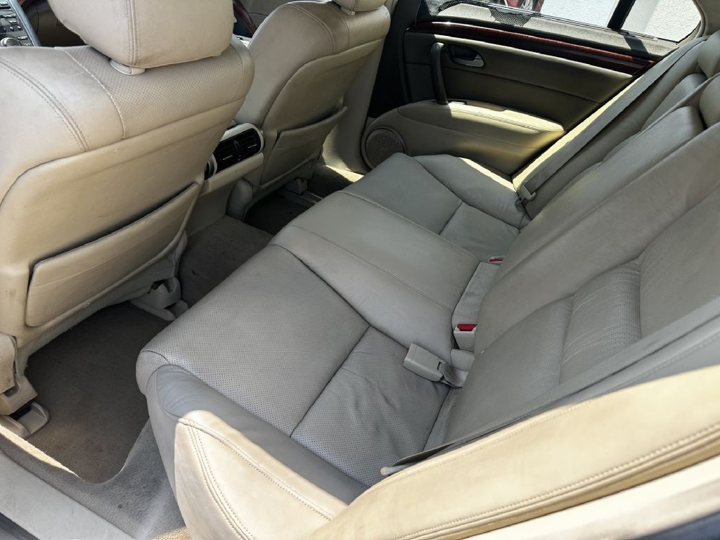 2009 Acura RL Image 6