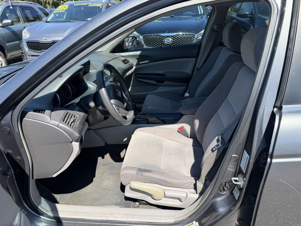 2009 Honda Accord Image 4
